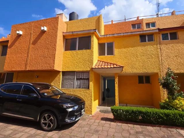 CASA EN RENTA EN COAPA A PASOS DE CALZADA DEL HUESO