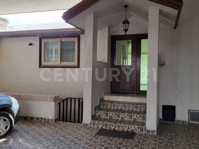 CASA EN RENTA EN COL. COLINAS DE SAN JERONIMO EN MONTERREY