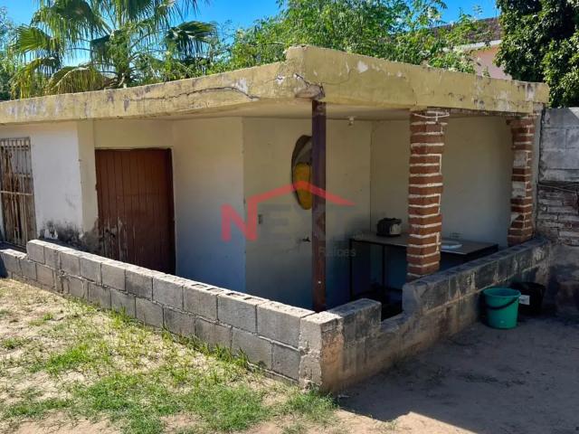 CASA EN RENTA EN COL. DEL RAZO