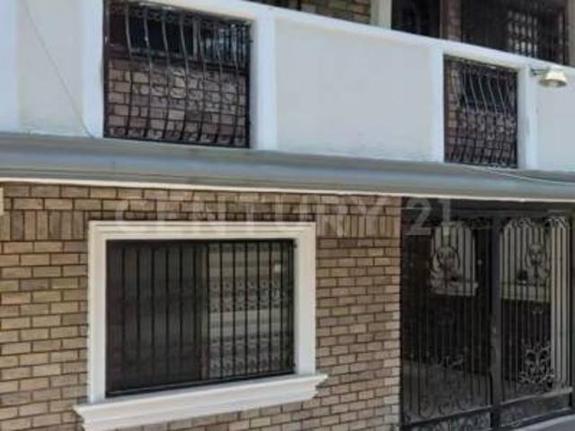 CASA EN RENTA EN COL. JARDINES DE ANAHAC EN SAN NICOLAS DE LOS GARZA