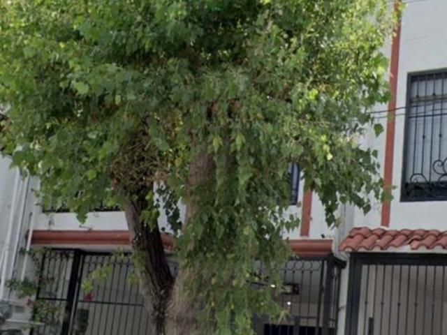 CASA EN RENTA EN COL. JARDINES DEL OBISPADO EN MONTERREY, N.L