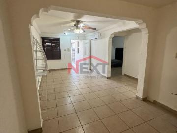 CASA EN RENTA EN COL. LAS GRANJAS