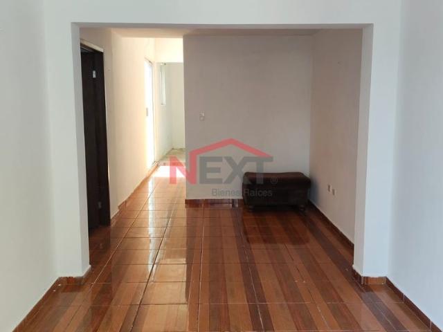 CASA EN RENTA EN COL. LAS GRANJAS