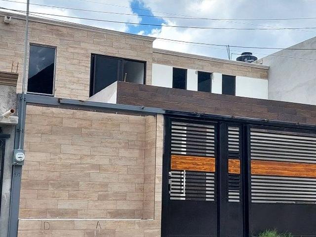 Casa en RENTA en col. Niños Héroes