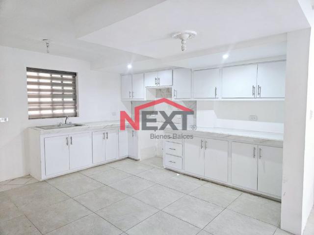 CASA EN RENTA EN COL. PRADERAS