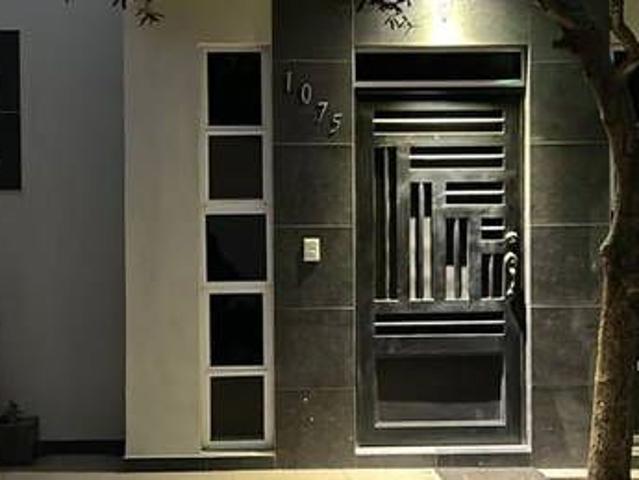 Casa en RENTA en Col. Real del Valle, Santa Catarina, Nuevo León