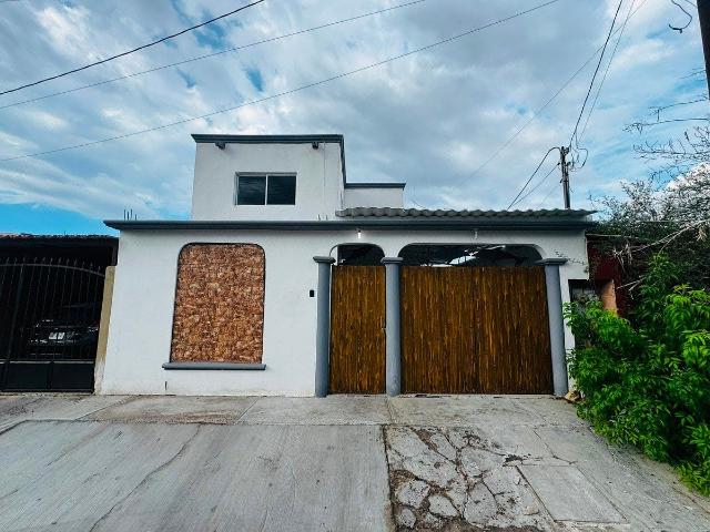 CASA EN RENTA EN COLONIA ESPERANZA 2