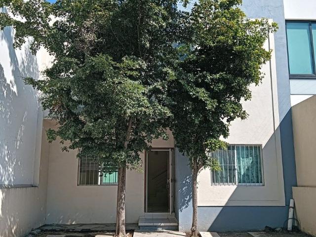CASA EN RENTA EN COLIMA