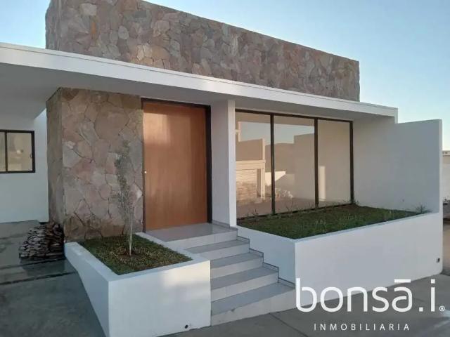 Casa en renta en Colinas del Sauzal, Ensenada, Baja California