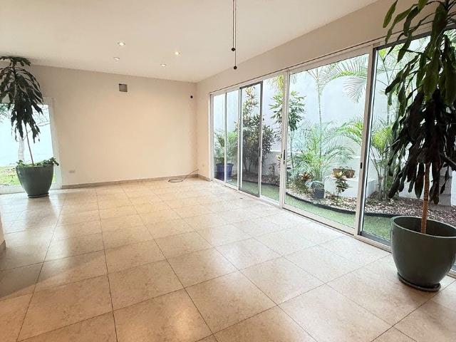 Casa en Renta en Colinas del Valle