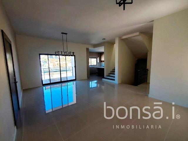 Casa en RENTA en Comercial Chapultepec Zona Norte