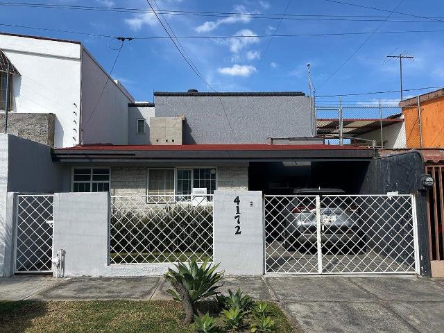 Casa en renta en con excelente ubicación