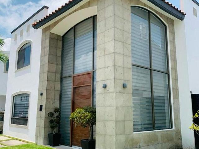 Casa en Renta en Condado del Valle, Metepec