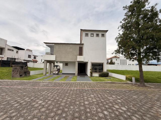 Casa en renta en Condado del Valle