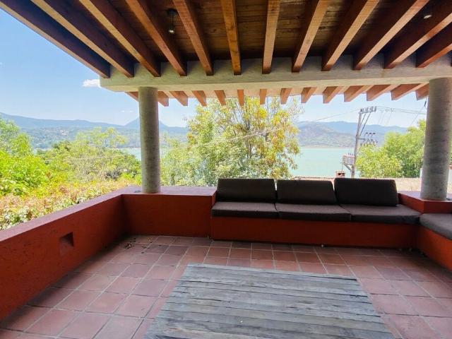 Casa en renta en CONDOMINIO en Valle de Bravo