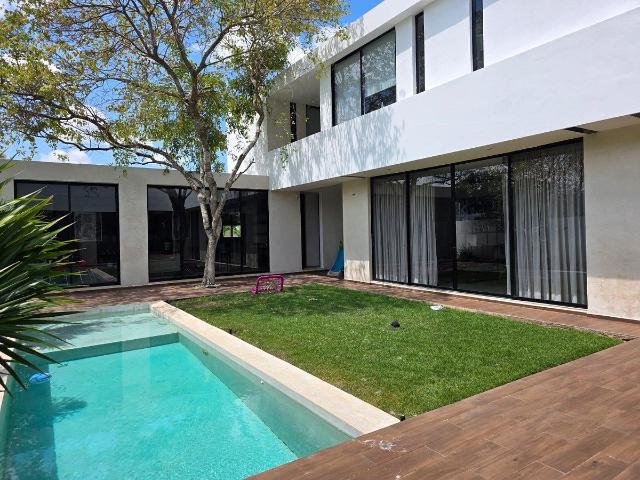 Casa en renta en Conkal | equipado con paneles solares