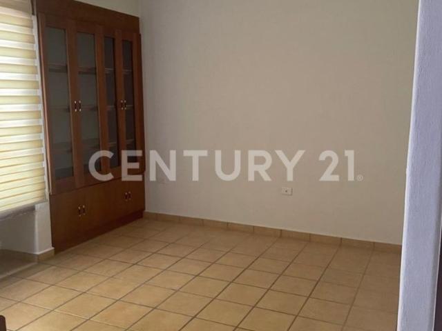 Casa en Renta en Coto Exclusivo