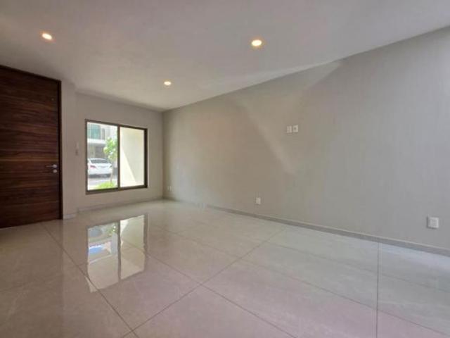 Casa en renta en Coto Pino