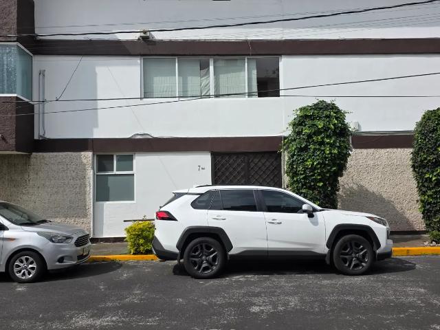 Casa en Renta en Coyoacán con Amplios Espacios y Patio en Avante, Ciudad de México