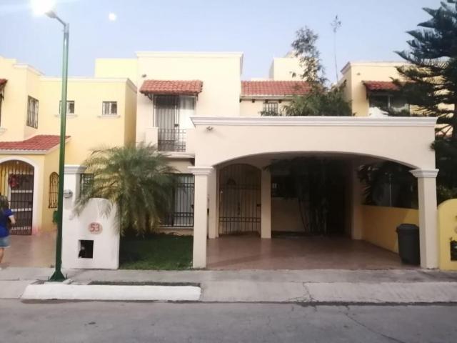 Casa en Renta en del Moral I