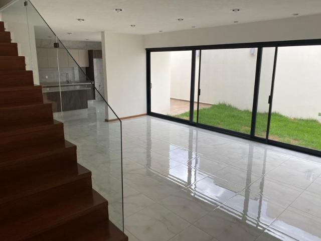 Casa en renta en Desarrollo del Pedregal, San Luis Potosí, San Luis Potosí