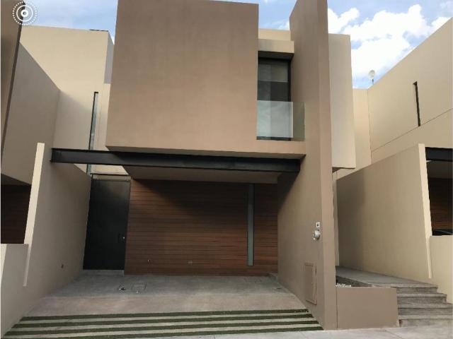 Casa en renta en Desarrollo del Pedregal, San Luis Potosí, San Luis Potosí