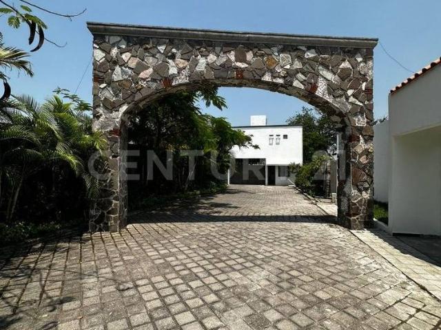 Casa en Renta en Exclusivo Fraccionamiento Cuernavaca Tamoanchan