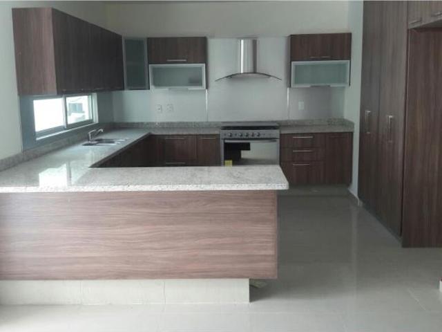 Casa en renta en El Mayorazgo Residencial, León, Guanajuato