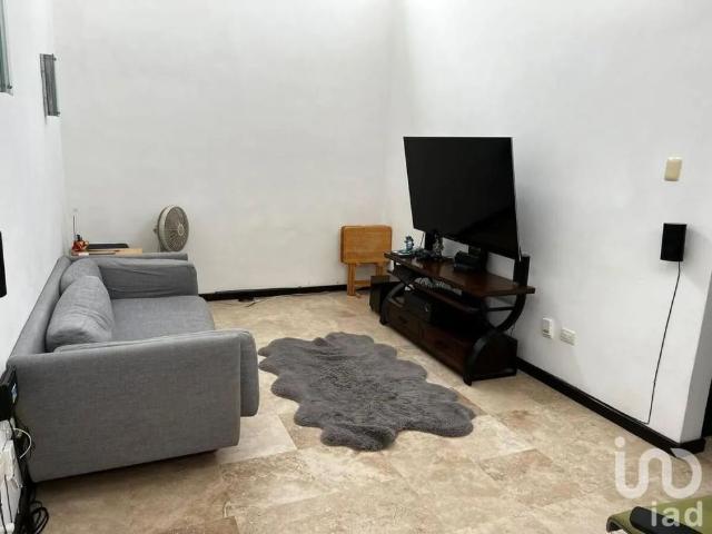 Casa en Renta en El Aguacatal, Santa Catarina, Nuevo León