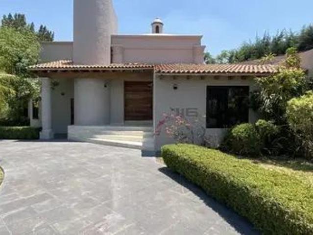 Casa En Renta En El Campanario