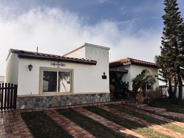 Casa en Renta en El Descanso | 2 Recámaras | Amueblada | Patio y Terraza