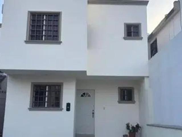 Casa En Renta En El Fracc. Cortijo La Silla, Gpe, Nl