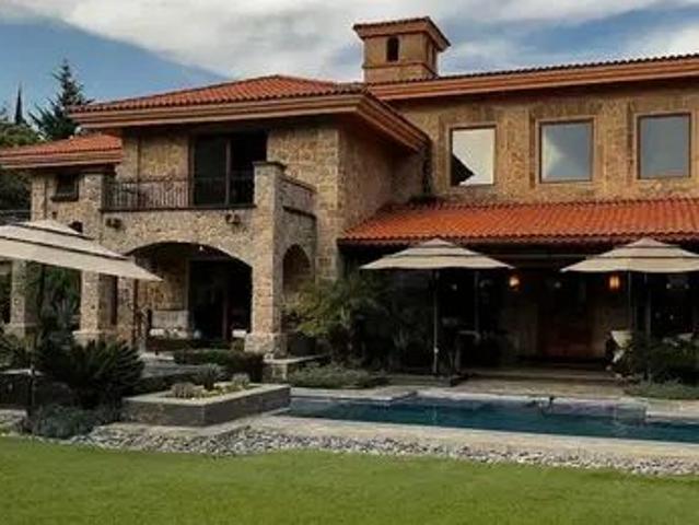 Casa En Renta En El Palomar, Sección Balcones