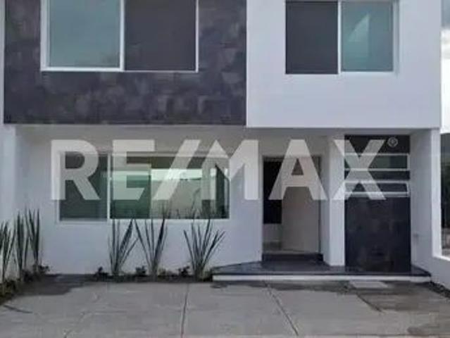 Casa En Renta En El Refugio Calle Abierta Queretaro Rox688169