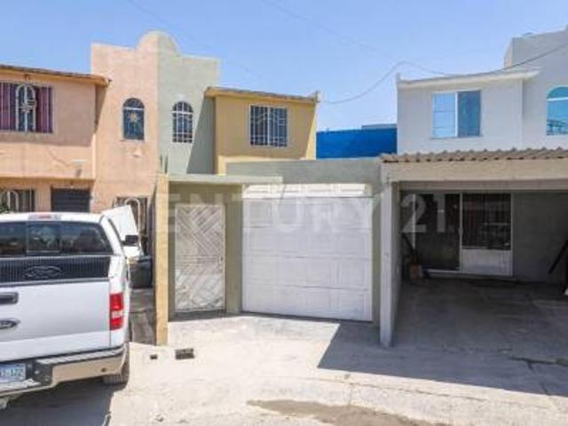 CASA EN RENTA EN EL REFUGIO, TIJUANA B.C