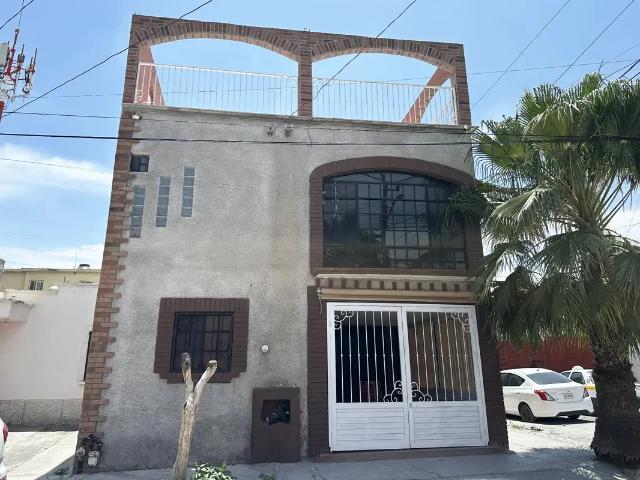 Casa en RENTA en El Rodeo