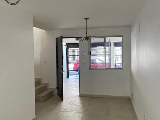Casa en renta en Eloy Cavazos