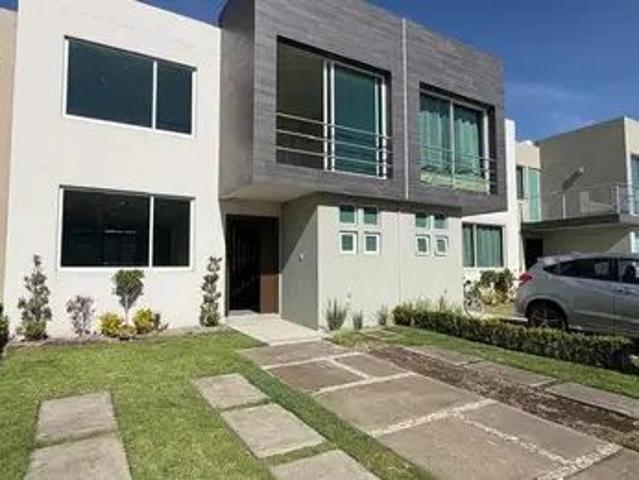 Casa En Renta En Esmeralda, San Mateo Atenco