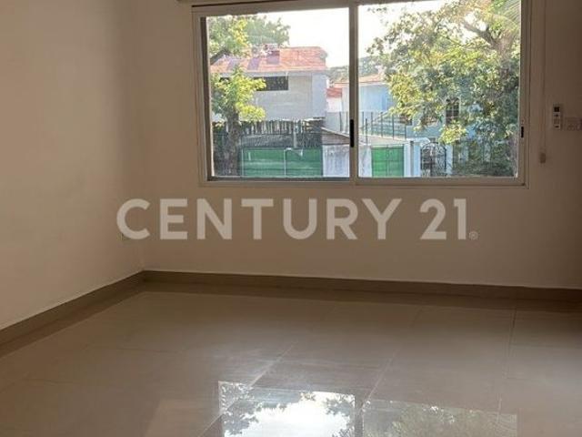 CASA EN RENTA EN FRACC. CLUB CAMPESTRE, VILLAHERMOSA, TABASCO