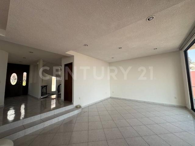 Casa en Renta en Fracc. Pedregal De Echegaray, Naucalpan, Estado De México