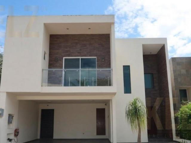 Casa en Renta en Fracc Villas N?utico