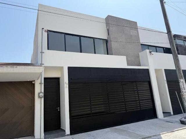 Casa en renta en Fracc. Virginia. BOCA DEL RÍO, VERACRUZ