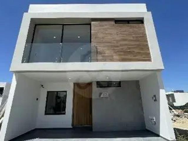 Casa En Renta En Fraccionamiento Valle Imperial
