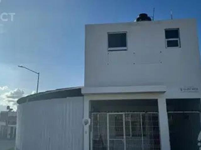 Casa En Renta En Fraccionamiento Villas De Barcelo, León