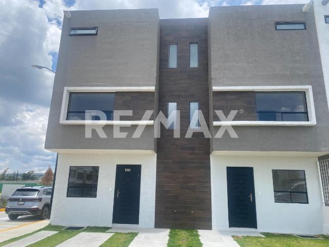 Casa en Renta en Fraccionamiento Villas San Juan, San Juan de las Huertas, Zinacantepec, Estado de México