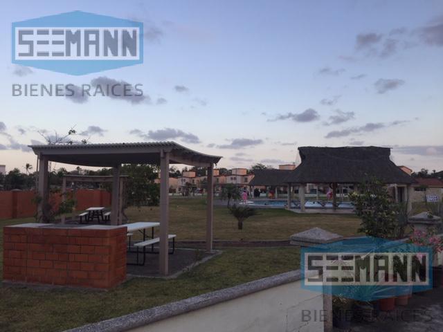 Casa en Renta en Fraccionamiento Xana en Av. de la alegria 9 B, Las Bajadas Veracruz