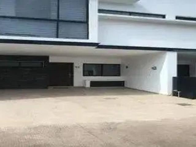 Casa En Renta En Fraccionamiento Zimalta, Coto Areto, Tlaque