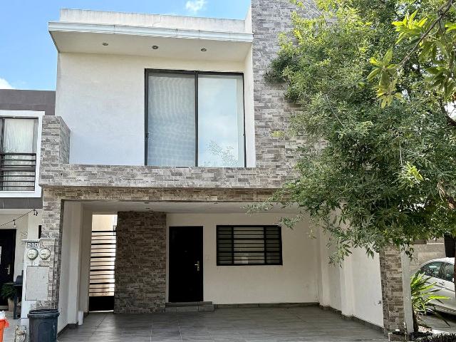 Casa en renta en Fraccionamiento Bonaterra, Apodaca, N.L