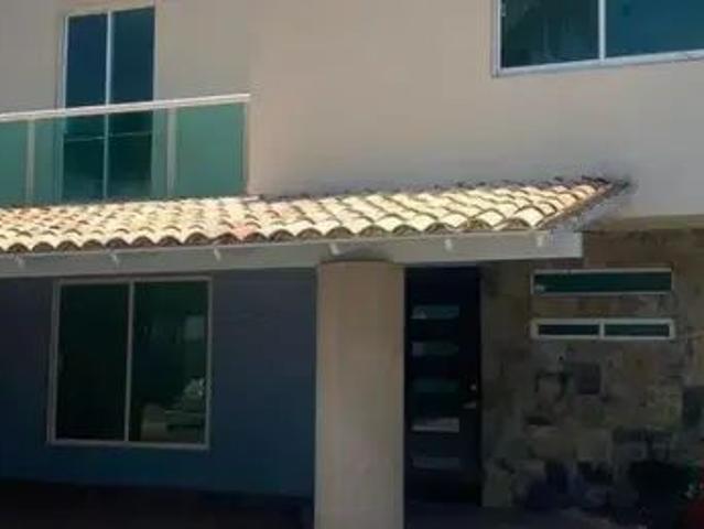 Casa En Renta En Fraccionamiento Bosques De Santa Rosa Cholula