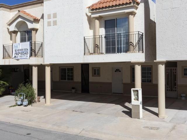 Casa en renta por Valle del Sol con Unidad Paquete fraccionamiento privado